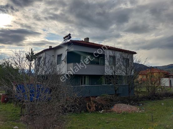 Kamil Yol Altında Çok Güzel Müstakil Ev