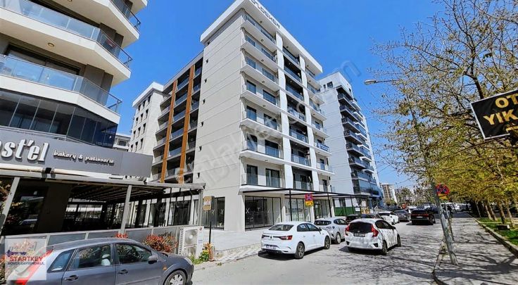 Bayraklı Marka Premıum Kiralık Sıfır 1+1 Daire