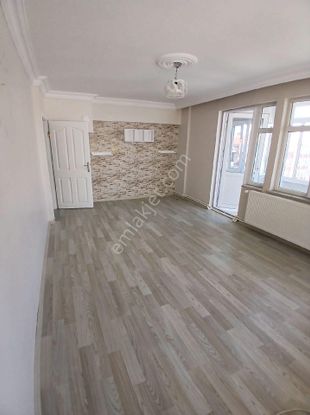 Sahibinden Aşağı Zaferiyede 3+1 Daire