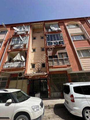 İnal Emlak'tan Özgür Mahallesinde Satılık 3+1 Daire