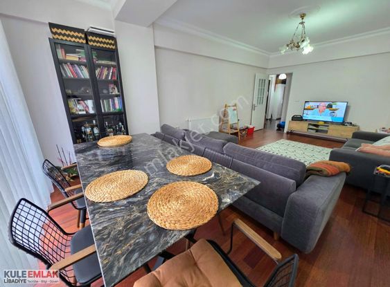 Kule'den Panoramik Şehir Manzaralı Çok Kullanışlı 2+1 Ara Kat