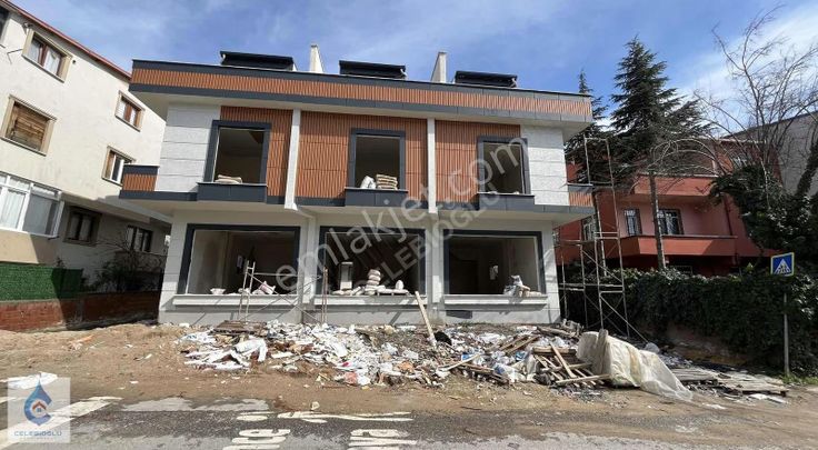 Darıca Bayramoğlu Mahallesinde Satılık 3+2 Triblex