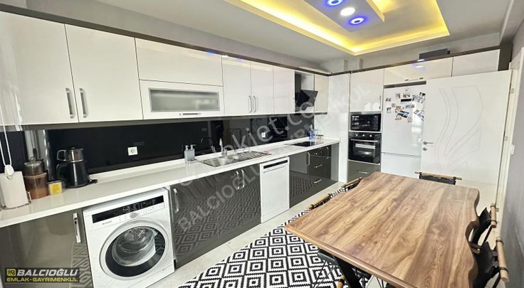 Lüks Site İçinde 3+1 Satılık Ara Kat Daire Ulukapı Mah.