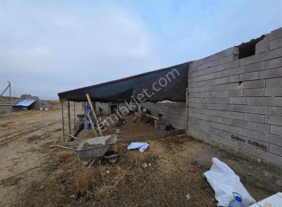 Mert Emlaktan Sulusarayda Satılık Mandıra