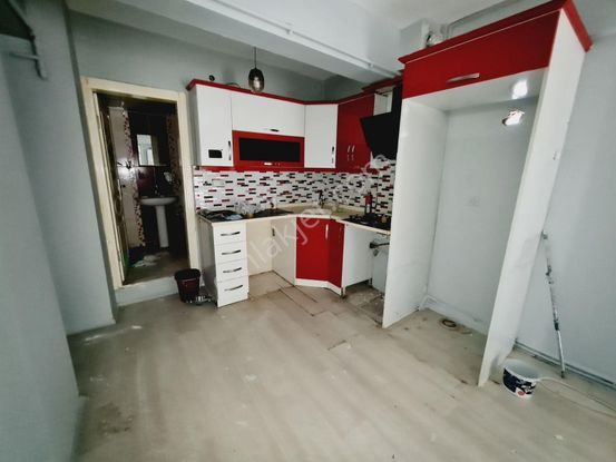 Rekoor Emlaktan Unkapanında 2+1 Satılık Daire