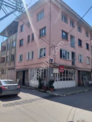 Karabağlar Yunus Emrede 2+1 Daire Kiralık