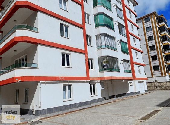 Buharaevler 5. Cadde Civarında 4+1 Satılık Daire