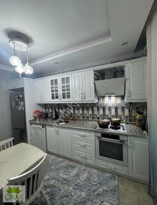 Çınar Emlak'tan Burhaniye Mh Satılık 3+1 Daire Full