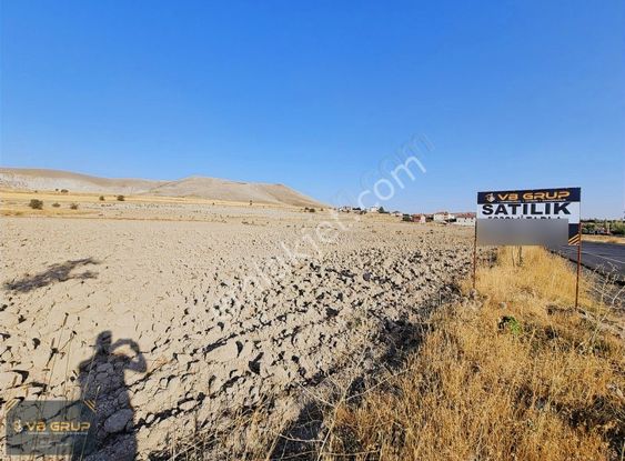 Vb Gruptan Gürpınar Da 5.832m2 Satılık Tarla