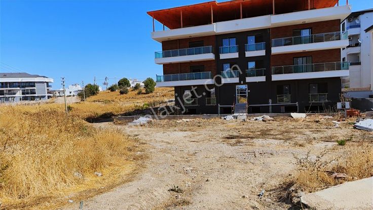 Didim Hisar Mahallesinde Satılık 384 M² Arsa