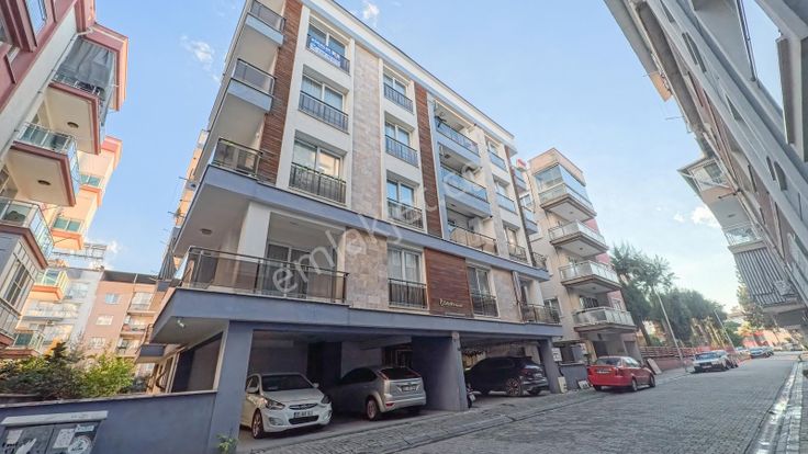 Efeler Mahallesinde Doğalgazlı, Balkonlu 1+1 Kiralık Daire