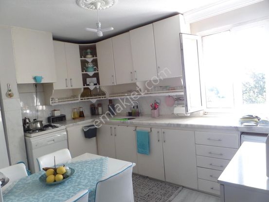 100.yılda,postane Civarı,4.kat,cephesi Açık Satılık Daire