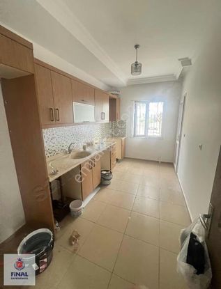 Kenanevrende 2+1 Kapalı Mutfaklı Yeni Binada Cam Balkonlu