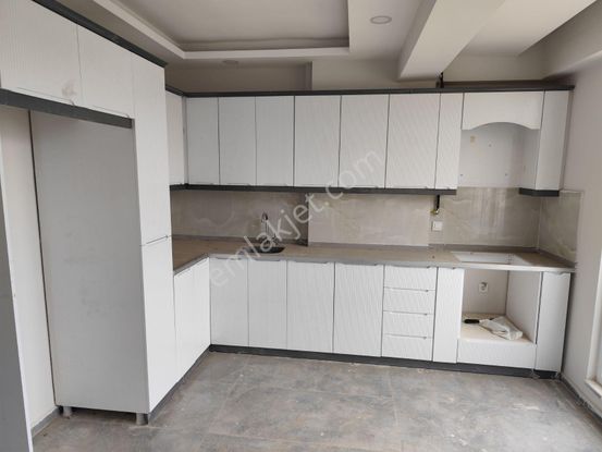 Varır Park Sitesinde 2+1 Geniş Lüks Daire