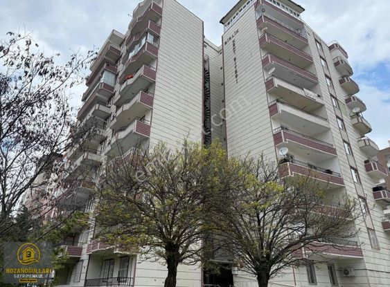 Kent Meydanında Satılık Daire