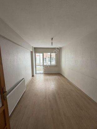 Emlak Center'dan Tunca Mahallesinde 3+1 Kiralık Daire