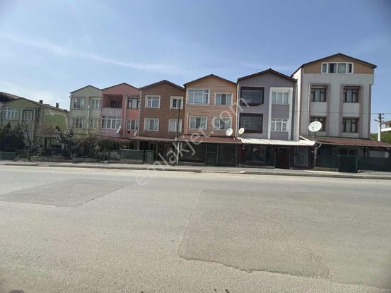 Emlakevim - Hendek Yeni Mah.de 260 M2 6+1 Satılık Tribleks Ev