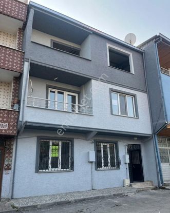 Bağlarbaşı Müstakil 3 Katlı 2+1 Komple Satılık Bina