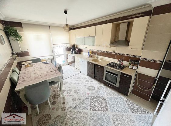 Cihan'dan Piri Caddesi Üzerinde 8.katta 3+1 Teras Balkon Satılık