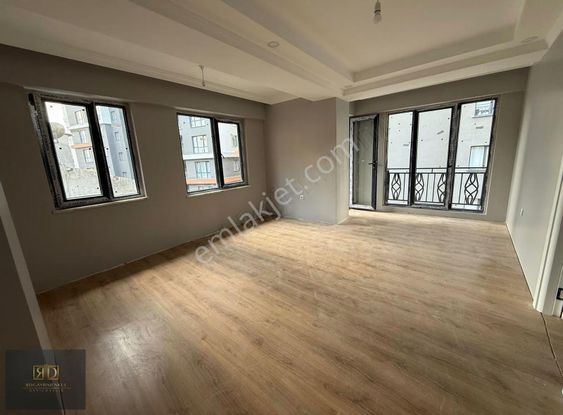 Rd'den Kağıthanede Sıfır Binada Teraslı 3+1 Dubleks