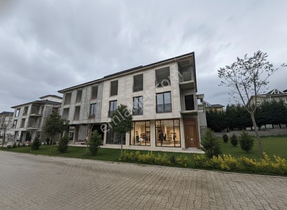 Yalova Kadıköy Okullar Bölgesinde Satılık Dükkan