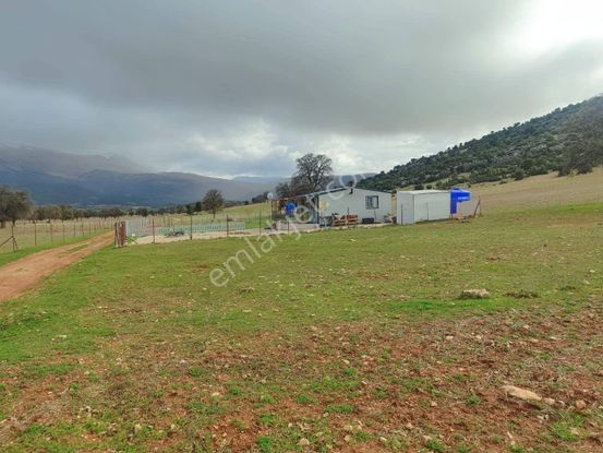 Korkuteli Avdan Da Satılık 2.183m2 Tarla Resmi Yol Var
