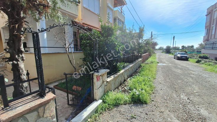 Edremit Altınoluk Narlı’da Denize Yakın 1+1 Satılık Daire