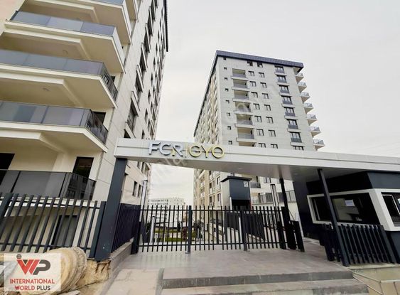Fgm Gloria Sitesi'nde 2+1 Ebeveyn B., 100m² Satılık Daire