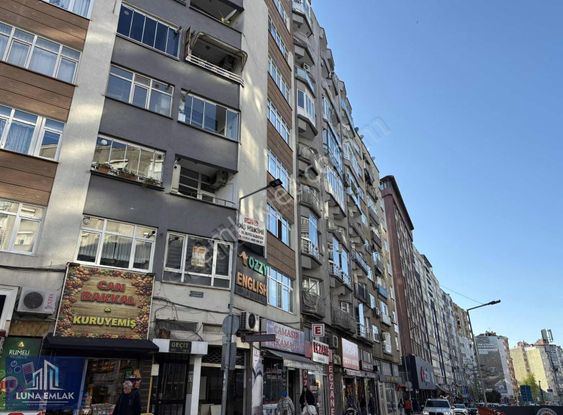 Luna'dan Bulvara Cephe 3+1 Satılık Dare !!!