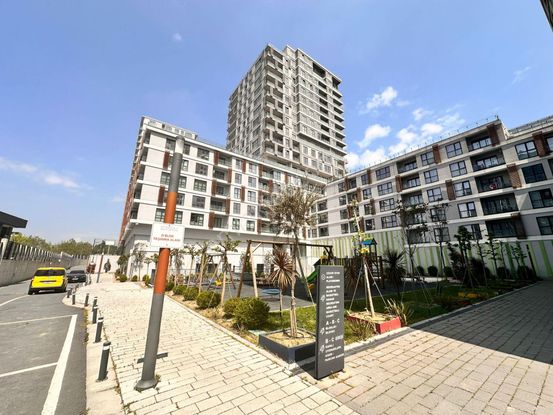 Akzirve Strada'da Satılık 3+1 Daire