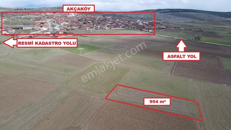 Kütahya Altıntaş Akçaköy' De 954 M2 Satılık Tarla
