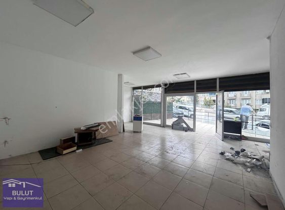 Eskihisar Yolu Üzerinde Köşe Başı 100m2 Kiralık İş Yeri