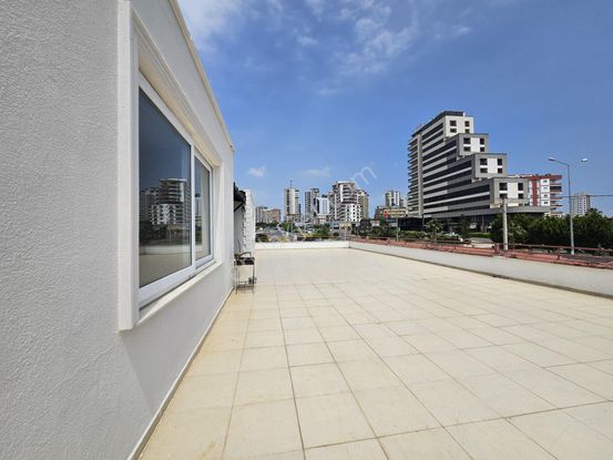 Mersin Yenişehir Çiftlikköyde Satılık 2+1 Ofis