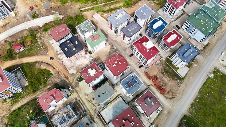 53 Adet 1+1 Yapı Ruhsatı Alınmış İnşaat Bölgesinde Arsa