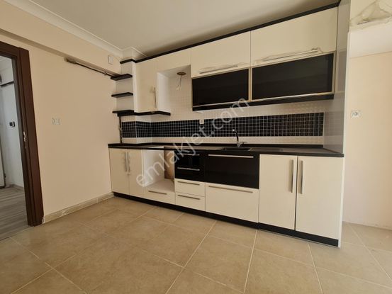 Bağlıca Sınırı Villa Parsellerinde 3+1 Sıfır Teraslı Daire