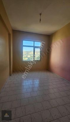Altınoluk Mahallesinde Satılık 3+1 Daire