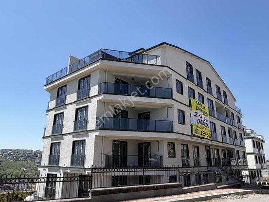 Barış Mahallesinde Satılık Deniz Manzaralı 2+1 Daire