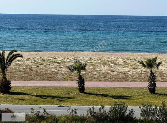 Güzelçamlı Da Denize Sıfır Kiralık Yazlık