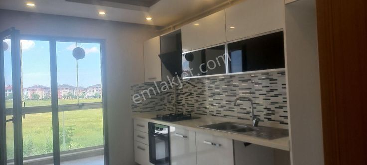 Kazımıyede 3+1 Luks Daıre Ebeveny Banyolu