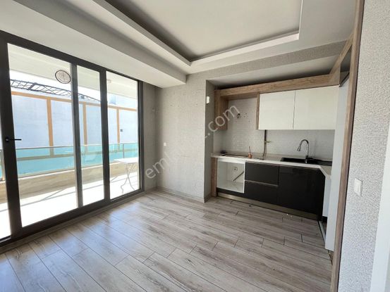 Winston Avm Arkasında 2+1 Kiralık Daire