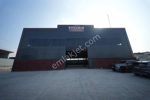 Akram'dan Başsikele'de Kiralık Depo