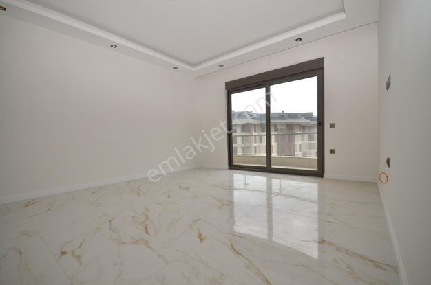 Alanya Oba'da Satılık 1+1 Daire - Denize Yakın, Manzaralı