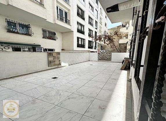 Nur Yapı'dan Cadde Üzeri Düz Giriş Seviyesinde 2+1 Bahçe Katı