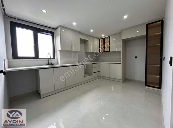 Darıca Bağlarbaşı Full Deniz Manzaralı 4+1 220 M2 Satılık Daire