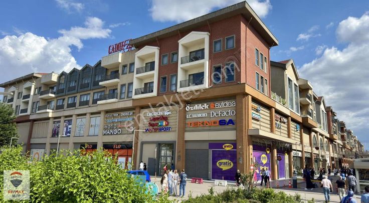 Re/max Moz Cadde54 Avm 1+0 Stüdyo 50m² Eşyalı 3. Kat //balkonlu