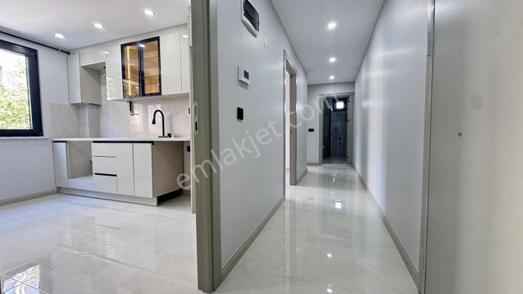 Darıca Bağlarbaşı Mah. 2+1 95m2 Lüks Arakat