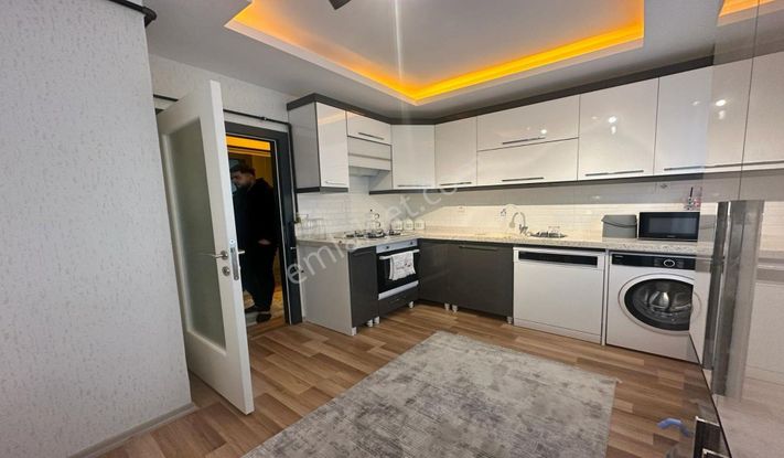 Karakaya'da Yeni Binada 3+1 Kiralık Daire