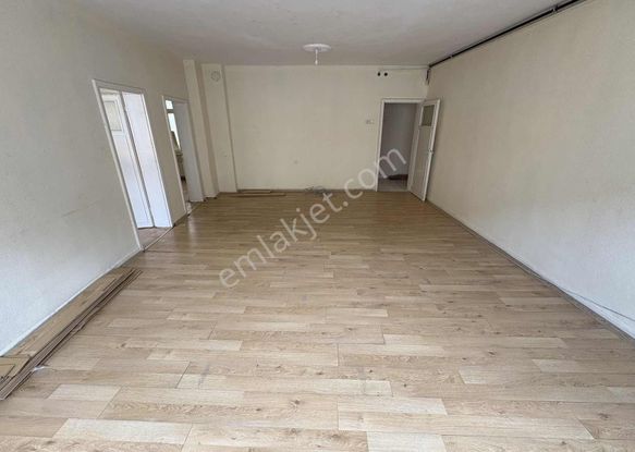 An-ka'dan Çarşı Merkezde Satılık Daire