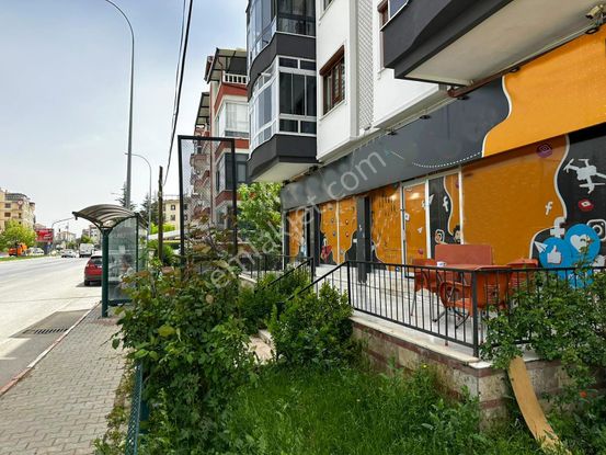 Hacı Celal Mah.de Cadde Cepheli Satılık Dükkan