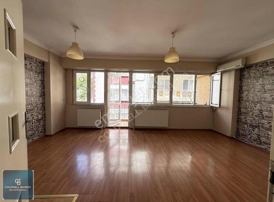 İzmir Konak Kahramanlarda 2+1 Satılık Daire